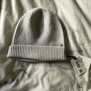 Lululemon beanie